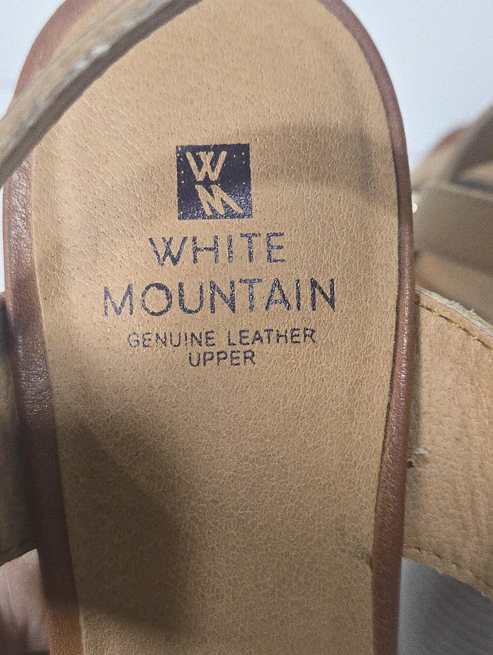 White Mountain strap leather
